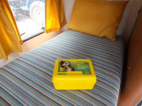 KNAUS Deseo bj.2011, VAN EERSTE EIGENAAR, met voortent - Afbeelding 9