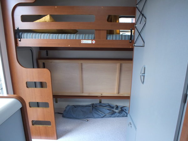 KNAUS Deseo bj.2011, VAN EERSTE EIGENAAR, met voortent - Afbeelding 8