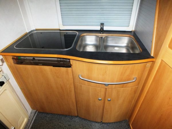 CAMPER HYMERMOBIL B 544, 2.8 TD, bj.2001 - Afbeelding 16