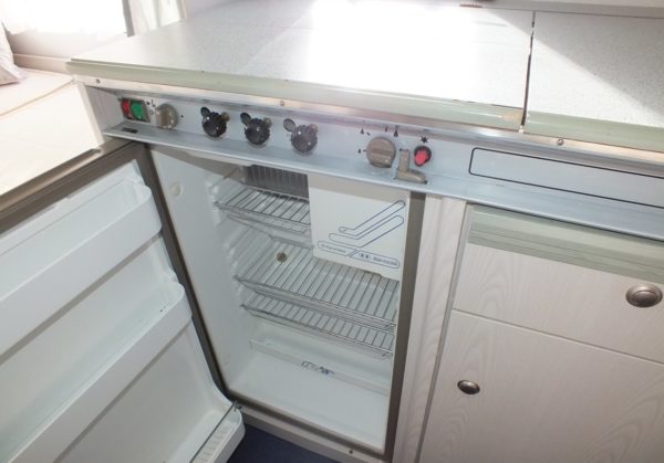 KNAUS Sudwind 450 bj.95, met DOREMA VOORTENT EXTRA DIEP - Afbeelding 14