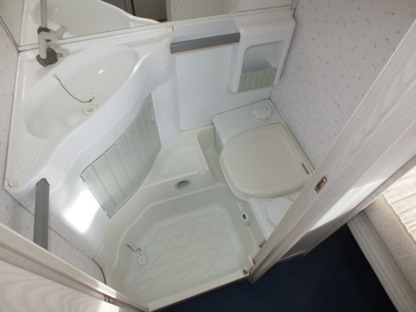KNAUS Sudwind 450 bj.95, met DOREMA VOORTENT EXTRA DIEP - Afbeelding 17