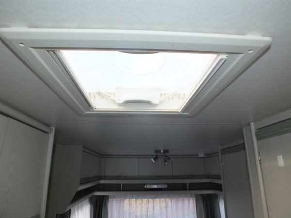 KNAUS Sudwind 450 bj.95, met DOREMA VOORTENT EXTRA DIEP - Afbeelding 19