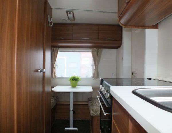 ADRIA Altea 390 DS bj.2012, NIEUWSTAAT, lichtgewicht, met voortent - Afbeelding 9