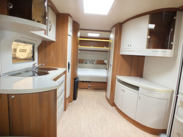HOBBY Premium 650 UFF bj.2011, QUEENSBED, DOMETIC AIRCO - Afbeelding 5