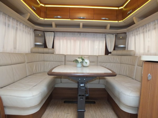 HOBBY Premium 650 UFF bj.2011, QUEENSBED, DOMETIC AIRCO - Afbeelding 9
