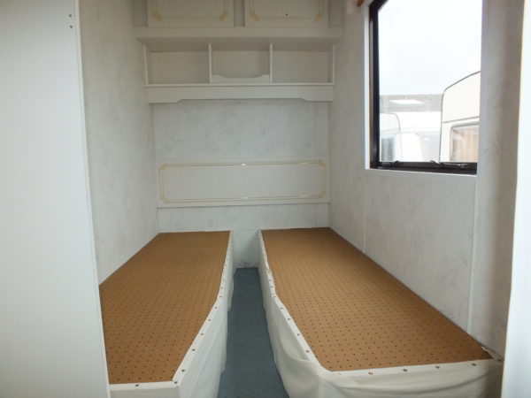 BOSTON 1100 x 350, 3 slaapkamers, douche, wc - Afbeelding 20