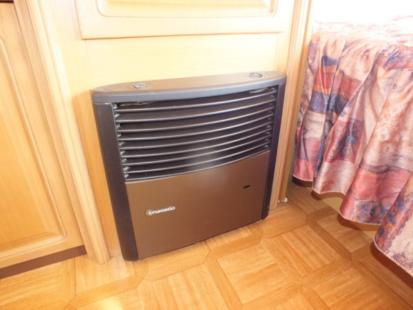 TABBERT Comtesse 515 bj.98, TOP STAAT, met VOORTENT, BOILER - Afbeelding 21