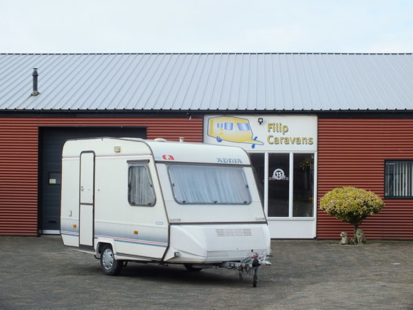 ADRIA Optima 360 bj.91, met VOORTENT en LUIFEL