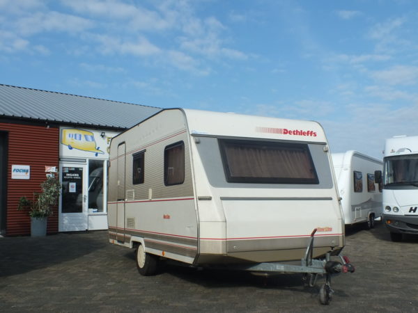 DETHLEFFS New Line bj.93, LICHTGEWICHT, met voortent, luifel