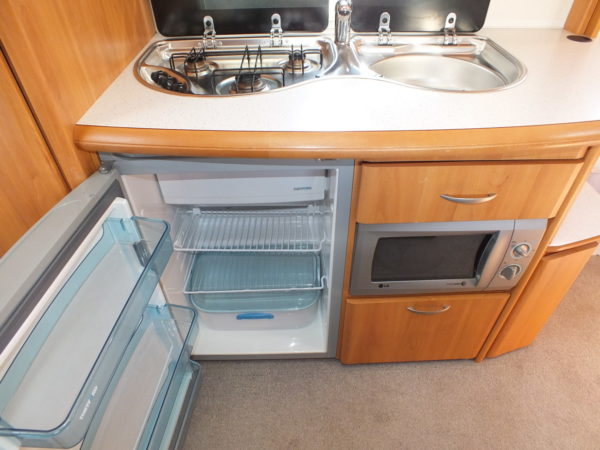 HOBBY De luxe Easy 560 KMFe bj.2006, met MOVER, VOORTENT, EXTRA BREED - Afbeelding 20