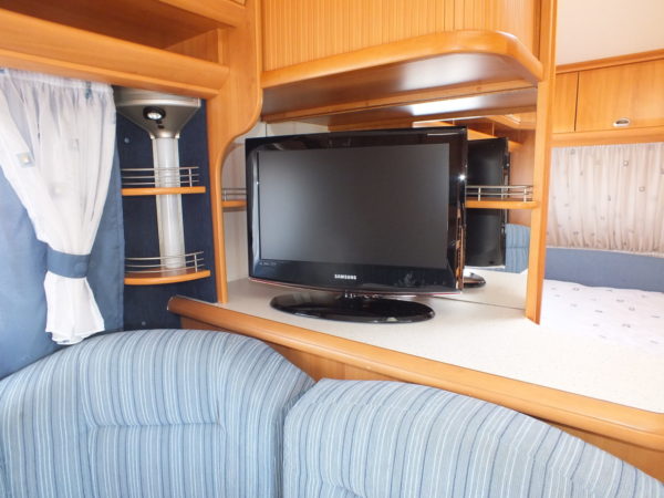 HOBBY De luxe Easy 560 KMFe bj.2006, met MOVER, VOORTENT, EXTRA BREED - Afbeelding 24