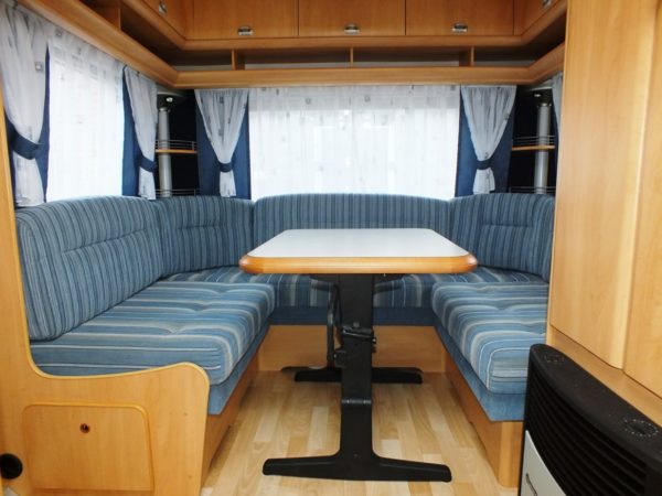 HOBBY De luxe Easy 495 UK bj.2004, met KINDERKAMER, VOORTENT - Afbeelding 9