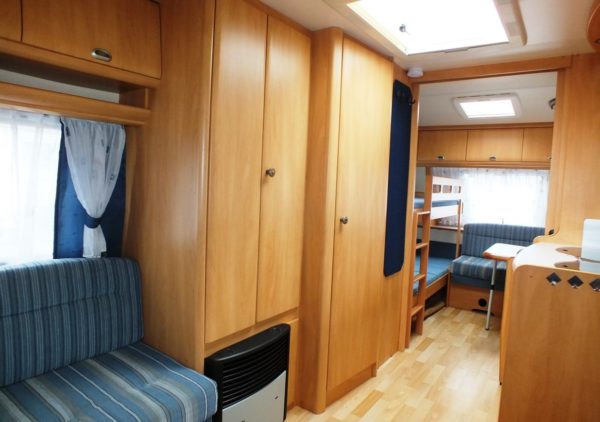 HOBBY De luxe Easy 495 UK bj.2004, met KINDERKAMER, VOORTENT - Afbeelding 20