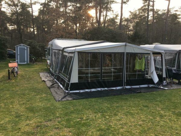 HOBBY De luxe Easy 495 UK bj.2004, met KINDERKAMER, VOORTENT - Afbeelding 19