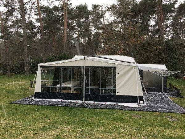 HOBBY De luxe Easy 495 UK bj.2004, met KINDERKAMER, VOORTENT - Afbeelding 18