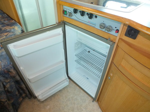 ADRIA Unica B 432 PX bj.2001, FRANS BED, BRAND voortent - Afbeelding 17