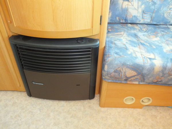 ADRIA Unica B 432 PX bj.2001, FRANS BED, BRAND voortent - Afbeelding 25