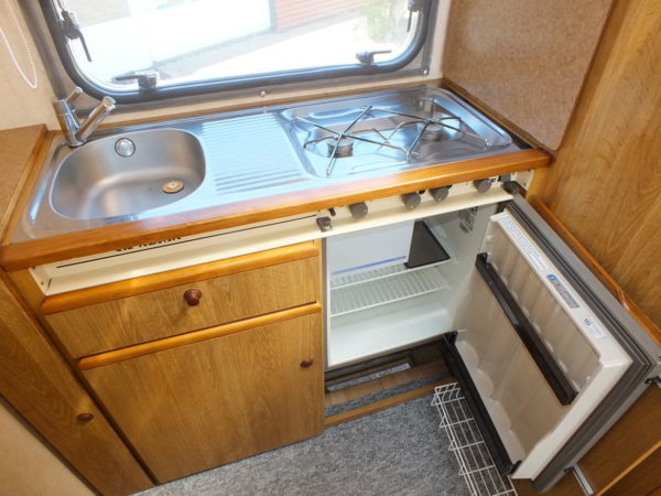 ADRIA Optima 360 bj.89, NIEUWE VOORTENT en LUIFEL - Afbeelding 10