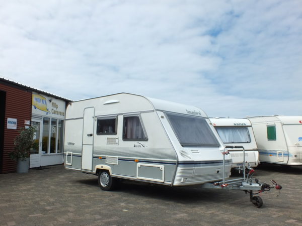 BEYERLAND Vitesse bj.99, LICHTGEWICHT, met VOORTENT, LUIFEL