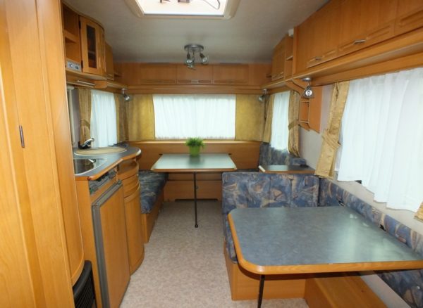 ADRIA Unica B 502 DK bj.2001, 5 SLAAPPLAATSEN, VOORTENT - Afbeelding 4