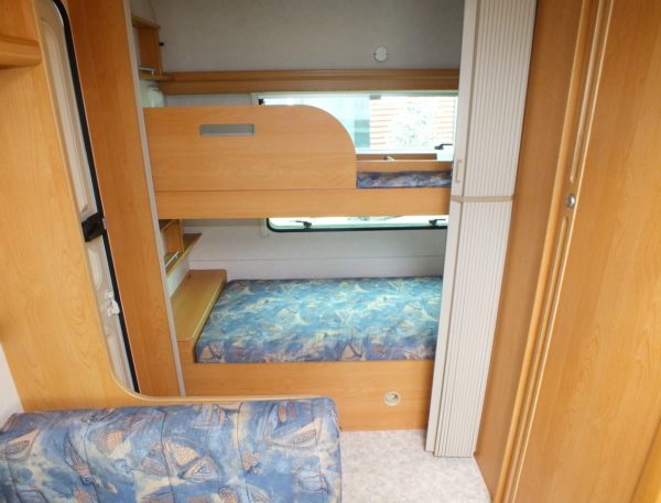 ADRIA Unica B 502 DK bj.2001, 5 SLAAPPLAATSEN, VOORTENT - Afbeelding 8