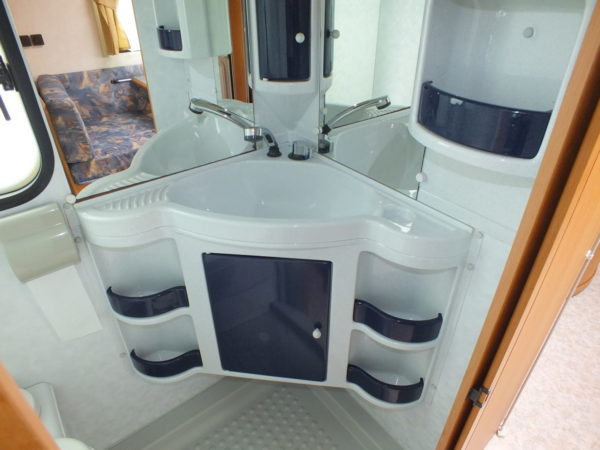 ADRIA Unica B 502 DK bj.2001, 5 SLAAPPLAATSEN, VOORTENT - Afbeelding 20
