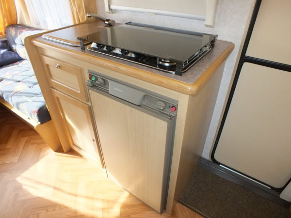 SPRITE Super 390 TD bj.99, NIEUWSTAAT, met VOORTENT, UITBOUW - Afbeelding 16