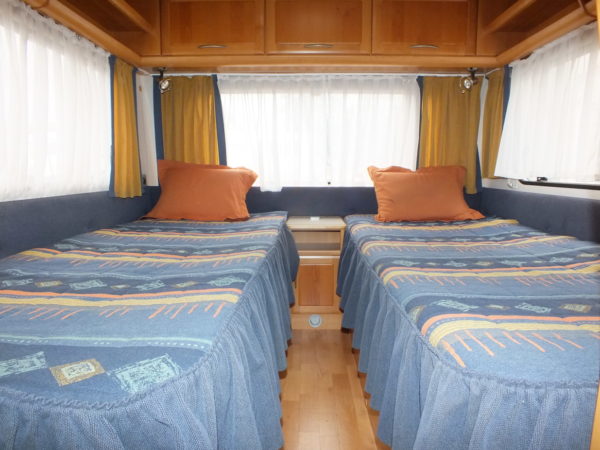 KNAUS Azur 500TUL bj.2004, mover, satelliet, nieuwe voortent - Afbeelding 11