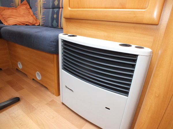 KNAUS Azur 500TUL bj.2004, mover, satelliet, nieuwe voortent - Afbeelding 21