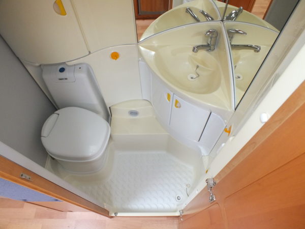 KNAUS Azur 500TUL bj.2004, mover, satelliet, nieuwe voortent - Afbeelding 19