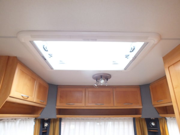 KNAUS Azur 500TUL bj.2004, mover, satelliet, nieuwe voortent - Afbeelding 24