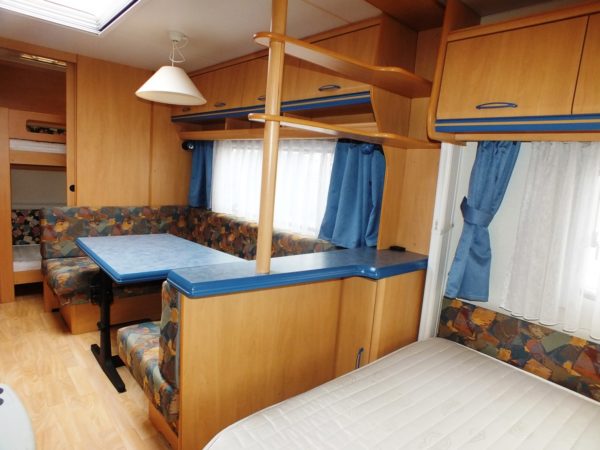 HOBBY De Luxe 560 KMFE bj.2000, 6 SLAAPPLAATSEN, VOORTENT - Afbeelding 10