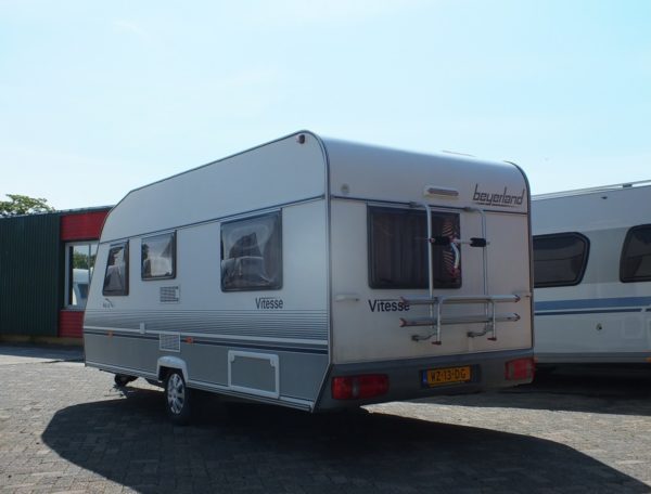 BEYERLAND Vitesse 490 LB bj.2000, met FRANS BED en VOORTENT - Afbeelding 3