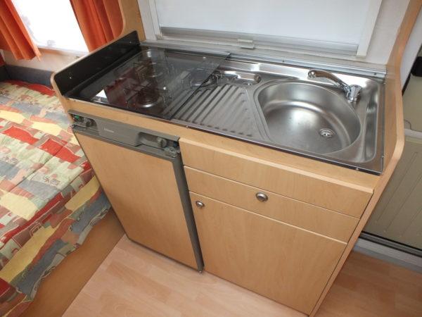 DELTA Euroliner 3900 TZV bj.2003, LICHTGEWICHT, met VAST BED - Afbeelding 15