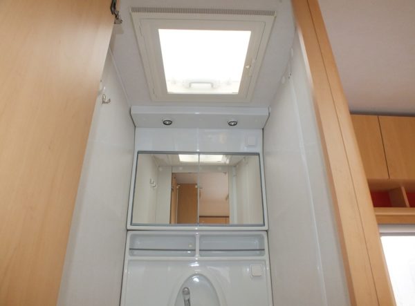 DELTA Euroliner 3900 TZV bj.2003, LICHTGEWICHT, met VAST BED - Afbeelding 20