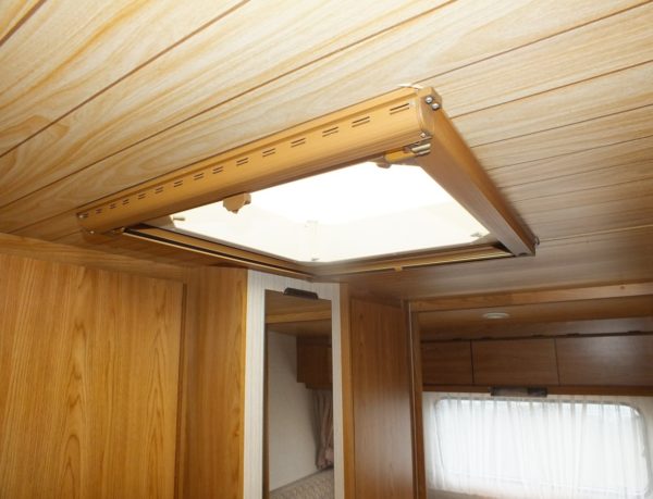 BURSTNER Club 450 LICHTGEWICHT, NIEUWSTAAT - Afbeelding 24
