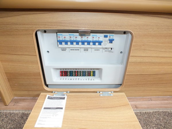 ELDDIS Xplore bj.2014, NIEUWSTAAT, met DOUCHE - Afbeelding 23