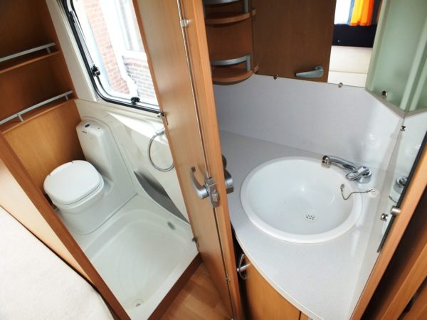 KNAUS Sudwind Premium Line 500 FU bj.2007, met VOORTENT - Afbeelding 20