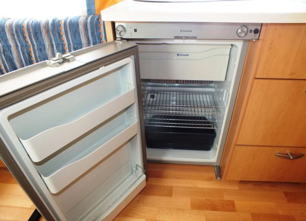 KNAUS Sudwind Premium Line 500 FU bj.2007, met VOORTENT - Afbeelding 14