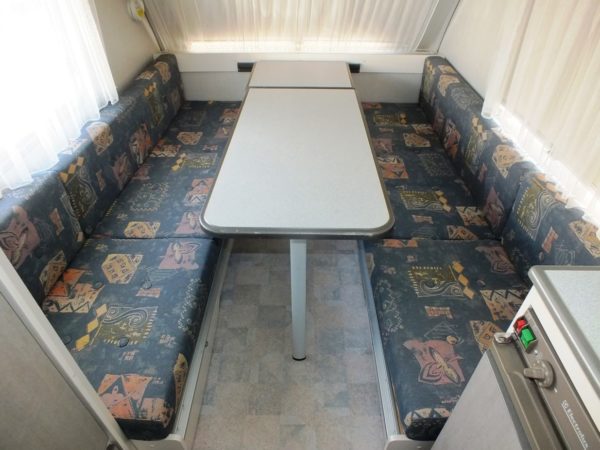 KIP Kompact 37 K bj.98, NIEUWSTAAT, met HEFDAK en VOORTENT - Afbeelding 7