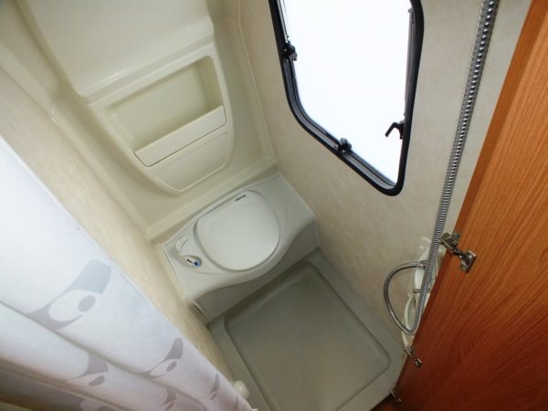 ADRIA Altea 462 PS bj.2010, MOVER, AIRCO, DOUCHE, VOORTENT - Afbeelding 23