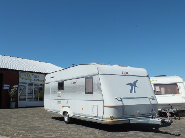 LMC Munsterland 560 MDK bj.2003, 6 SLAAPPLAATSEN, VOORTENT