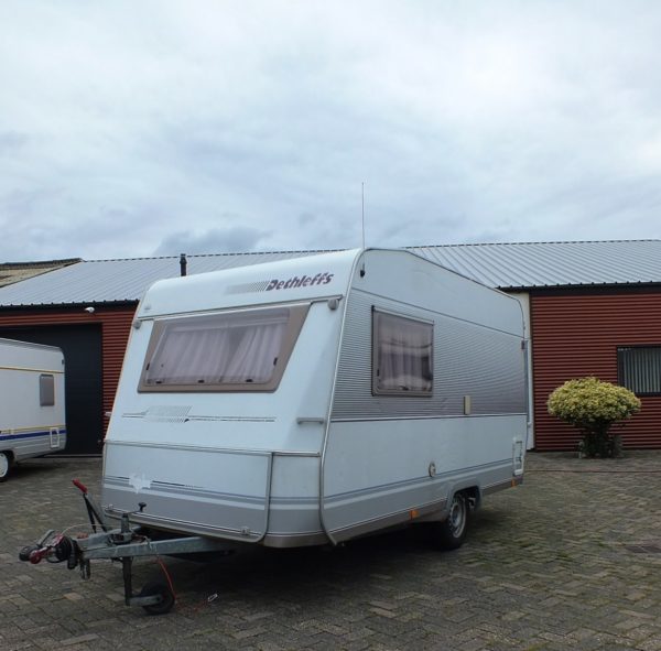 Dethleffs Rondo bj.96 met voortent - Afbeelding 3