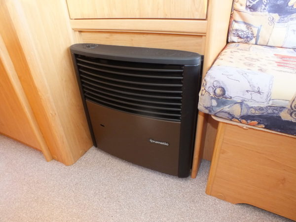 KNAUS Sudwind bj.97, LICHTGEWICHT, met STAPELBED en VOORTENT - Afbeelding 21