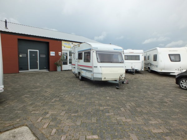 BERGLAND 395 MKT bj.94, LICHTGEWICHT, met VOORTENT