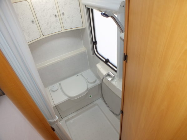 LMC Munsterland 490 bj.2004, met MOVER, FRANS BED, DOUCHE - Afbeelding 17