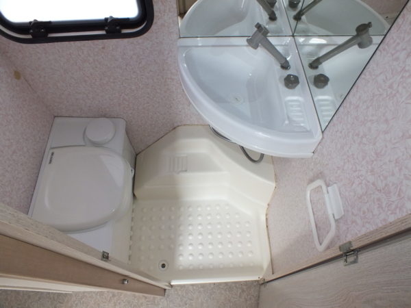 GRUAU 37 DT bj.94, met STAPELBED en VOORTENT - Afbeelding 20