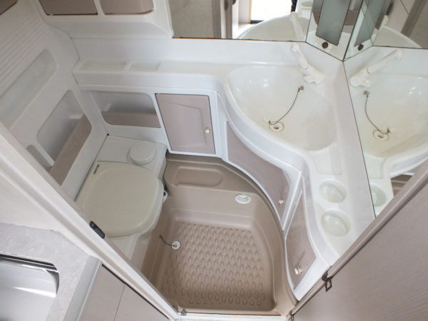 HOBBY Elegance 495 TQM bj.95, VOORTENT EXTRA DIEP en luifel - Afbeelding 17