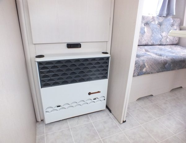 HOBBY Elegance 495 TQM bj.95, VOORTENT EXTRA DIEP en luifel - Afbeelding 21