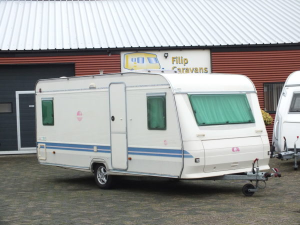 ADRIA Unica B 502 UP bj.2000, met FRANS BED, VOORTENT